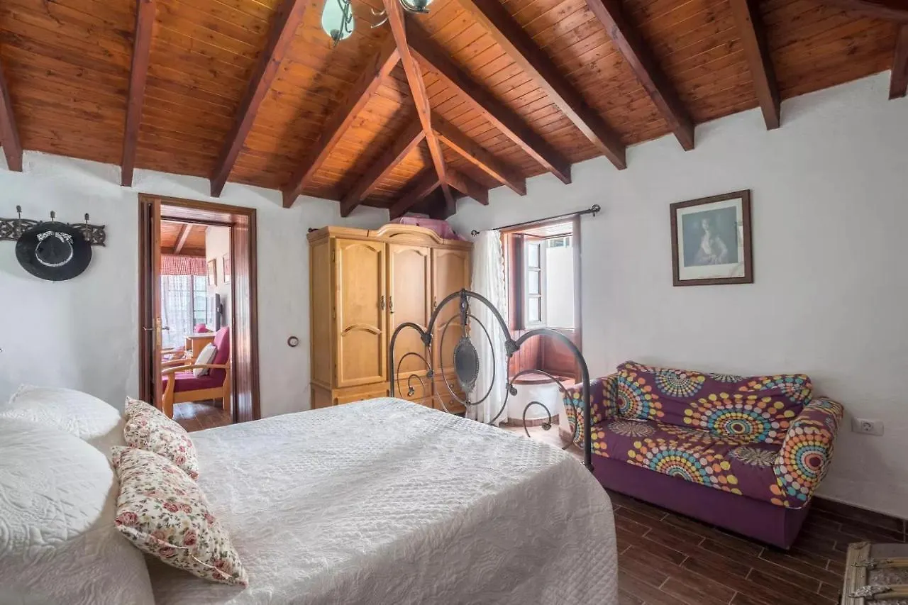 Casa Mercedes, Tamaimo Apartment